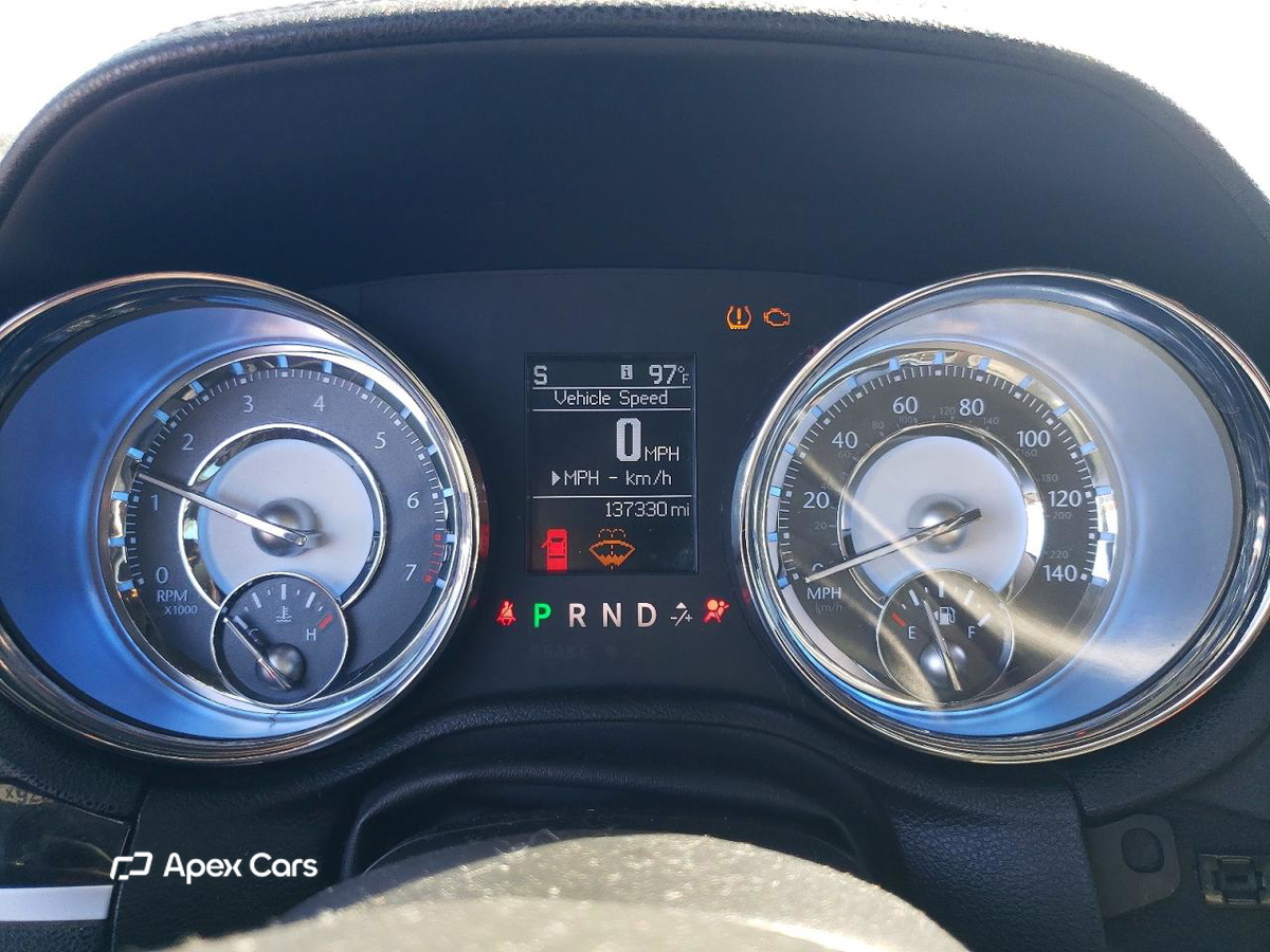 Chrysler 300 2011