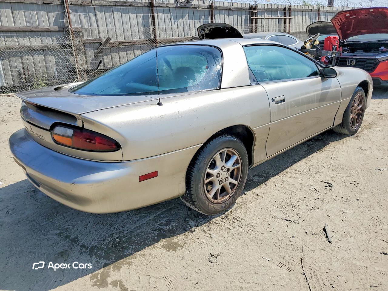 Chevrolet Camaro 2001