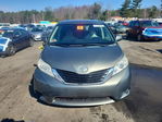 Toyota Sienna 2011