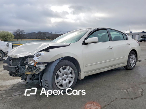 Nissan Altima 2012 - Image 1 of 13