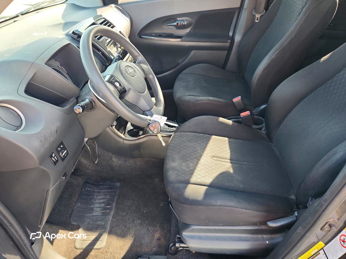 Scion xD 2010