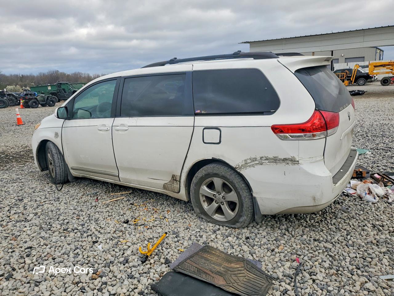 Toyota Sienna 2011