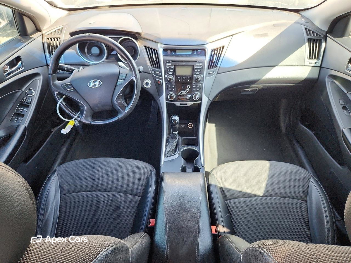 Hyundai Sonata 2011