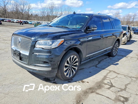 Lincoln Navigator 2024 - Image 1 of 13