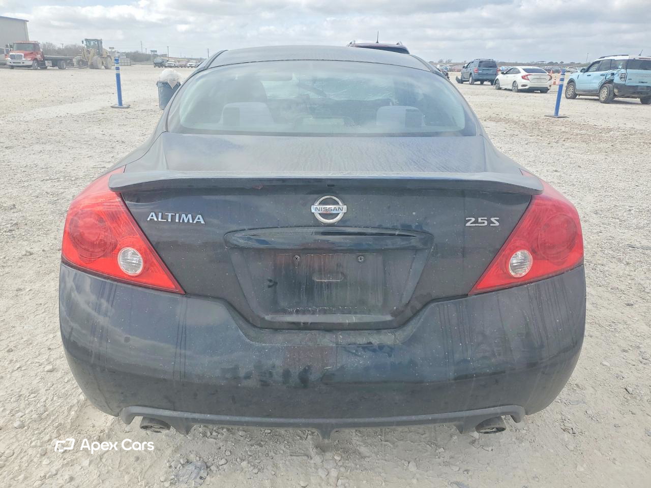 Nissan Altima 2011