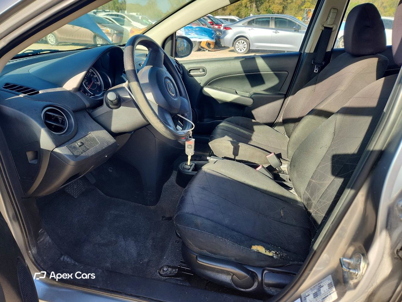 Mazda 2 2013