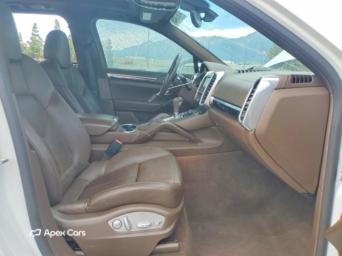 Porsche Cayenne 2015