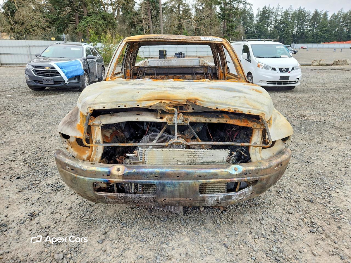 Dodge RAM 2000