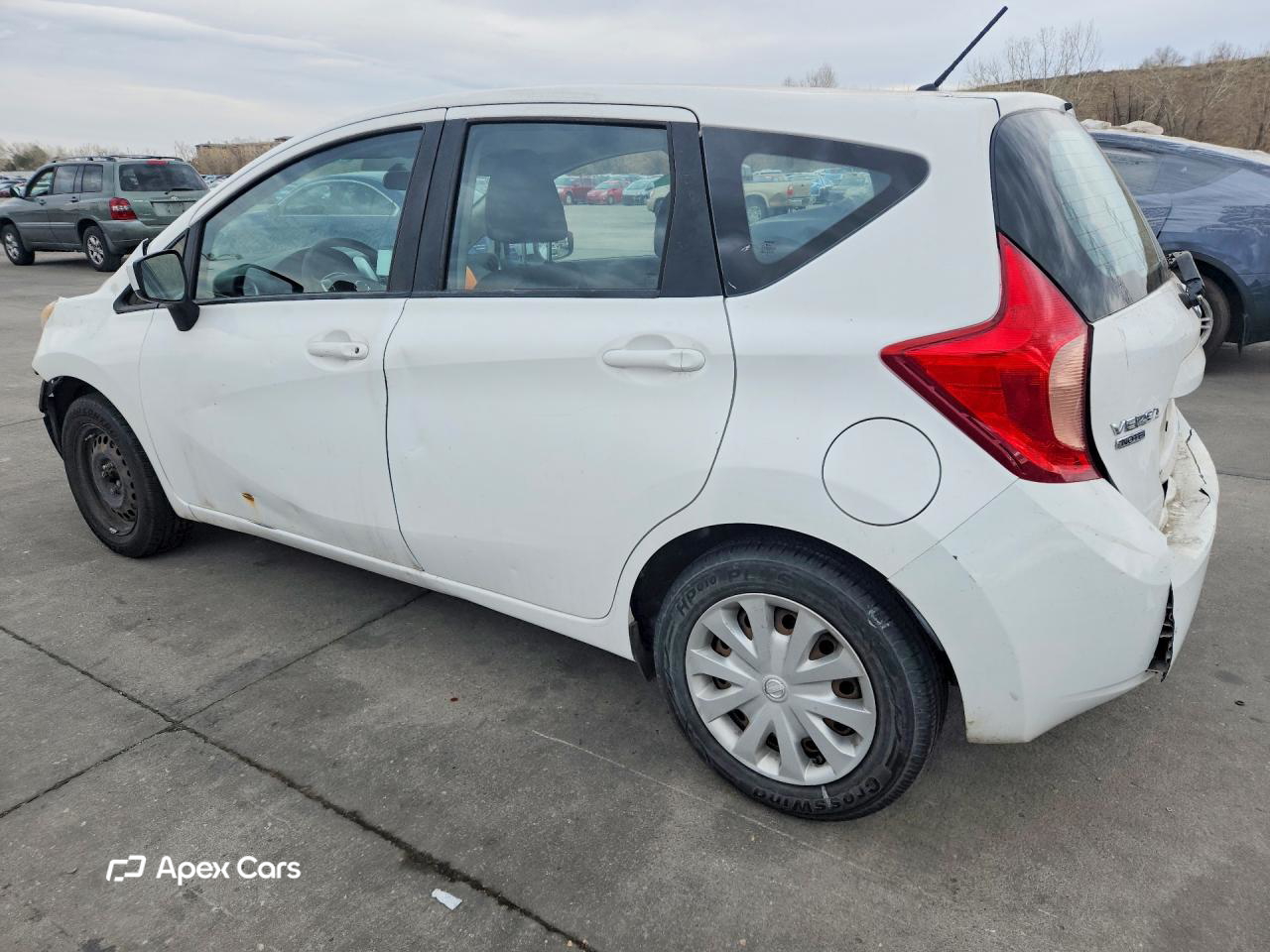 Nissan Versa 2015