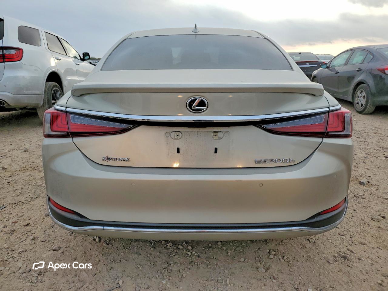 Lexus ES 2023