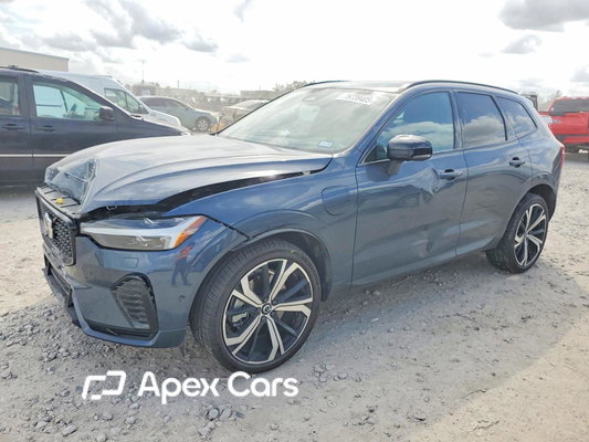 Volvo XC60 2022 - Image 1 of 13