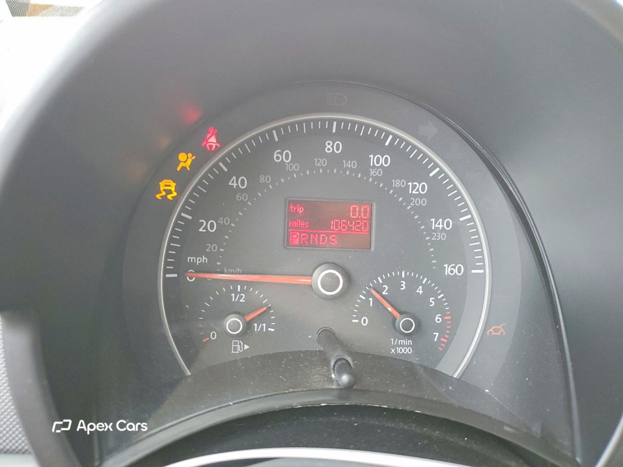 Volkswagen Beetle 2010