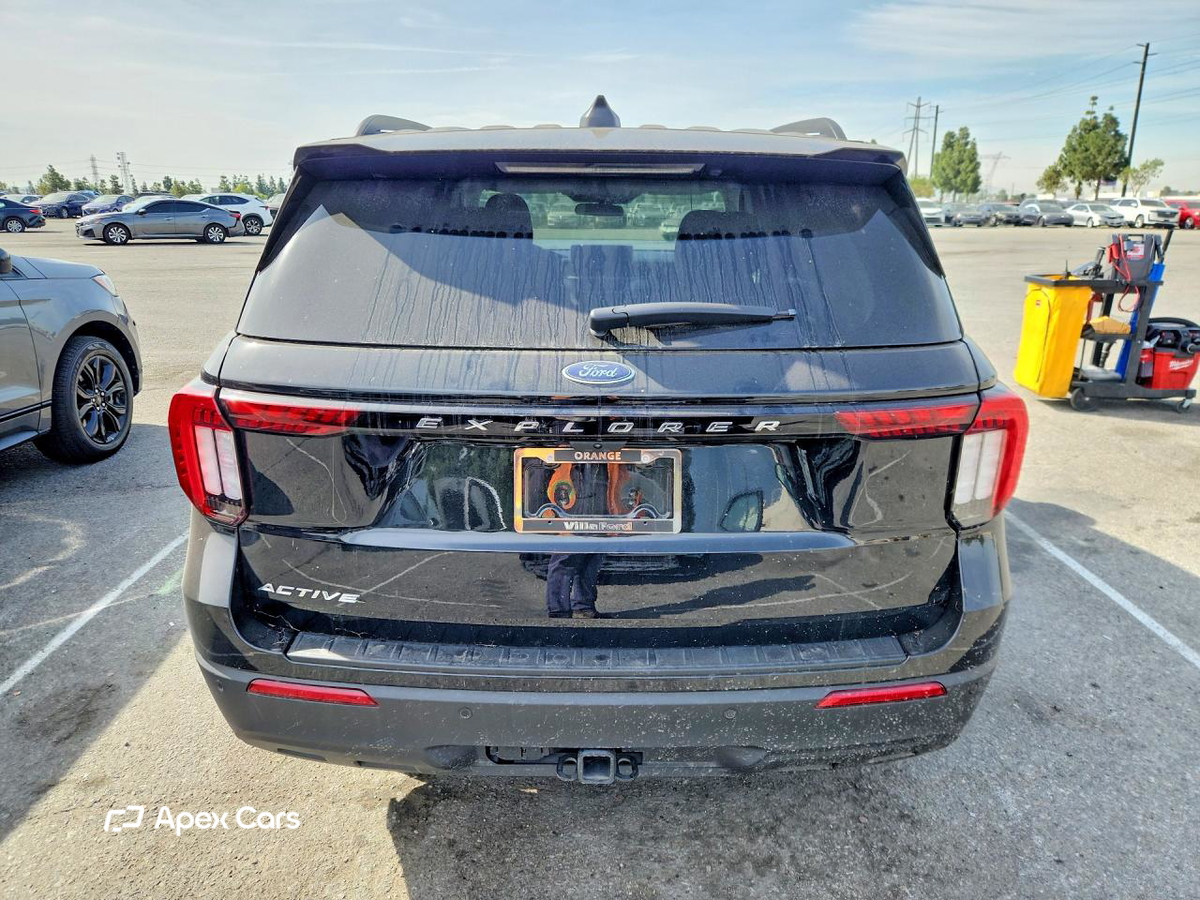 Ford Explorer 2025