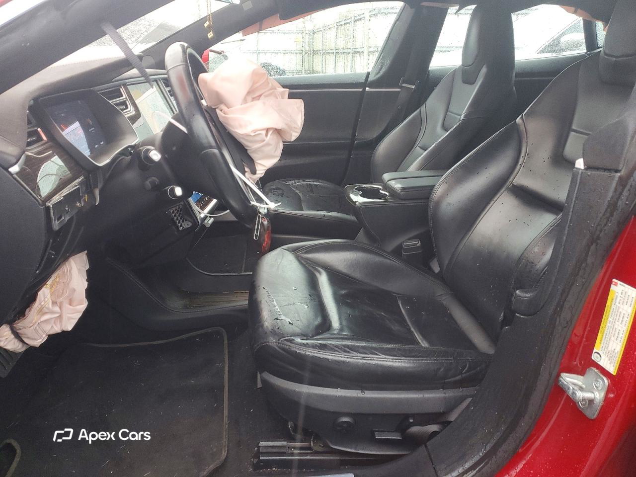 Tesla Model S 2015