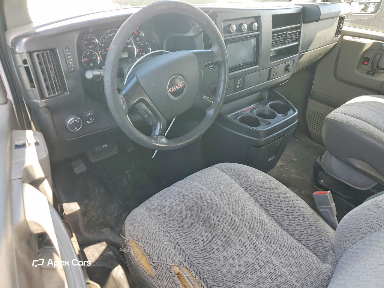 GMC Savana 2015