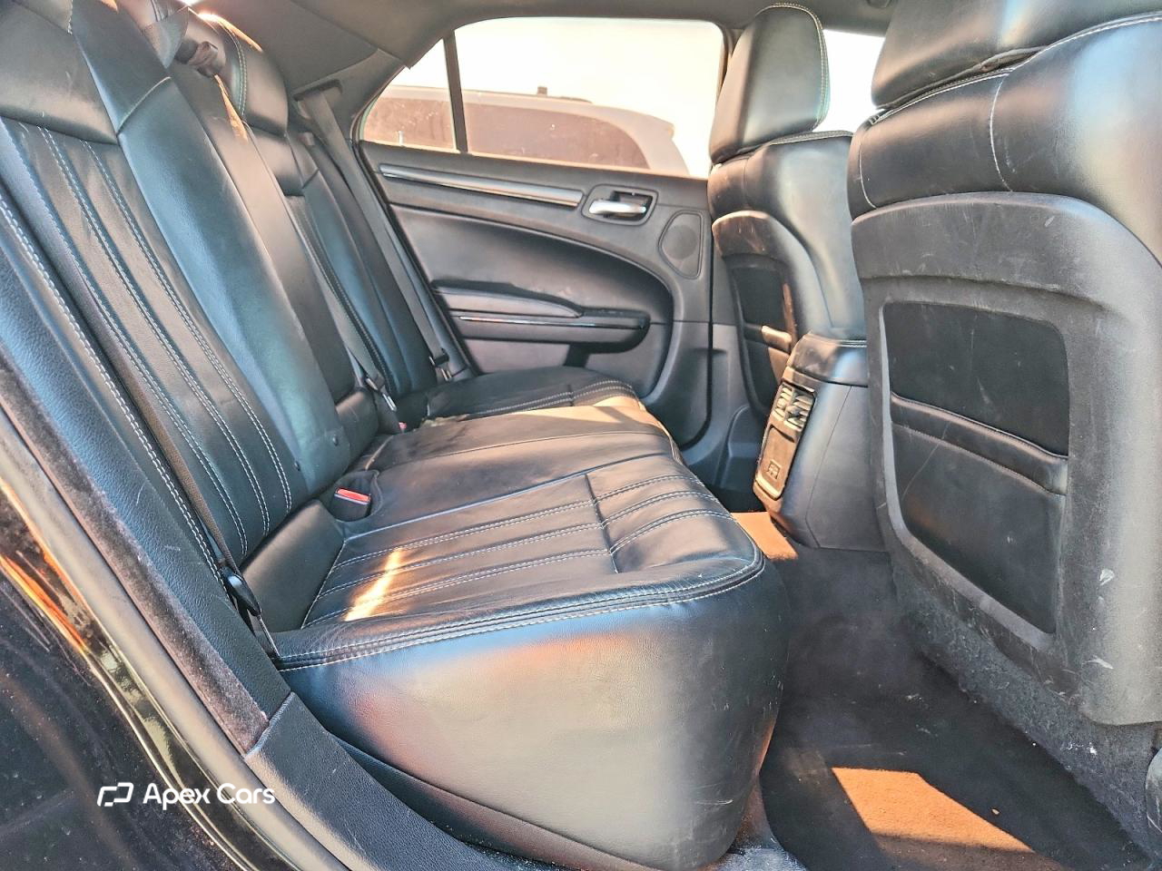 Chrysler 300 2015