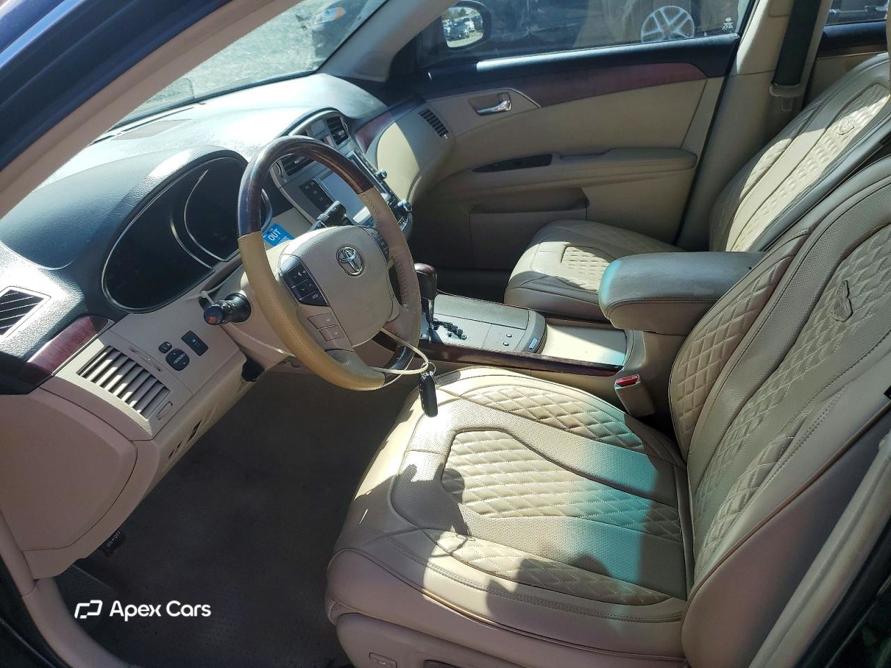 Toyota Avalon 2011