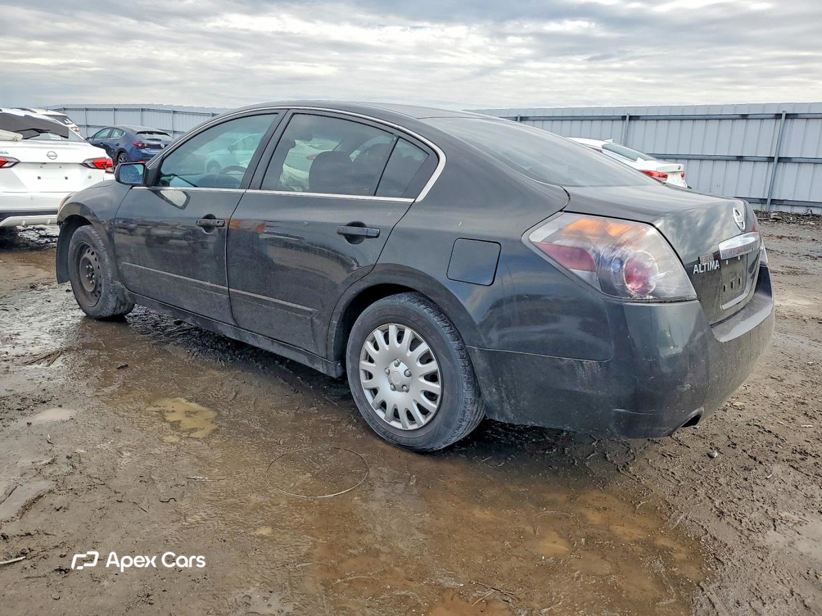 Nissan Altima 2010