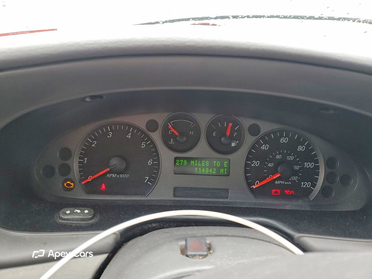 Ford Taurus 2004