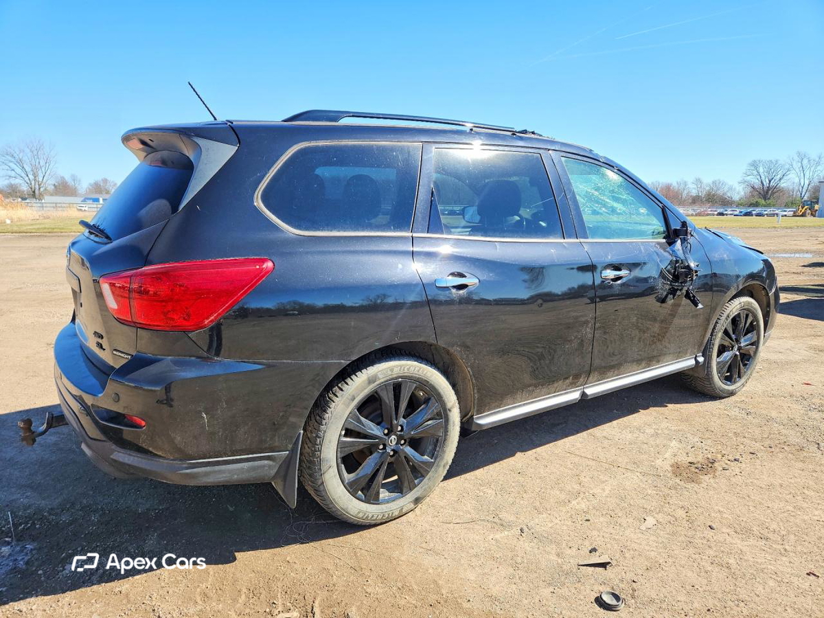 Nissan Pathfinder 2018