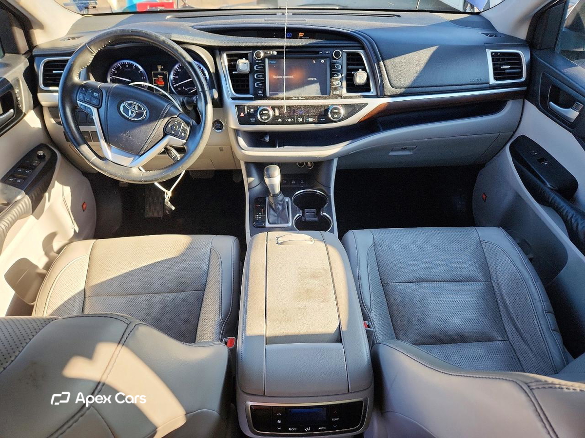 Toyota Highlander 2015