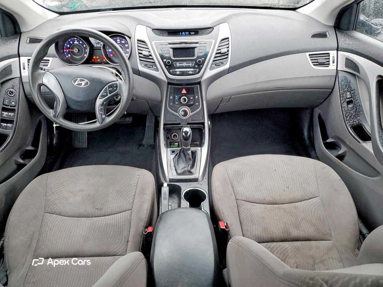 Hyundai Elantra 2015