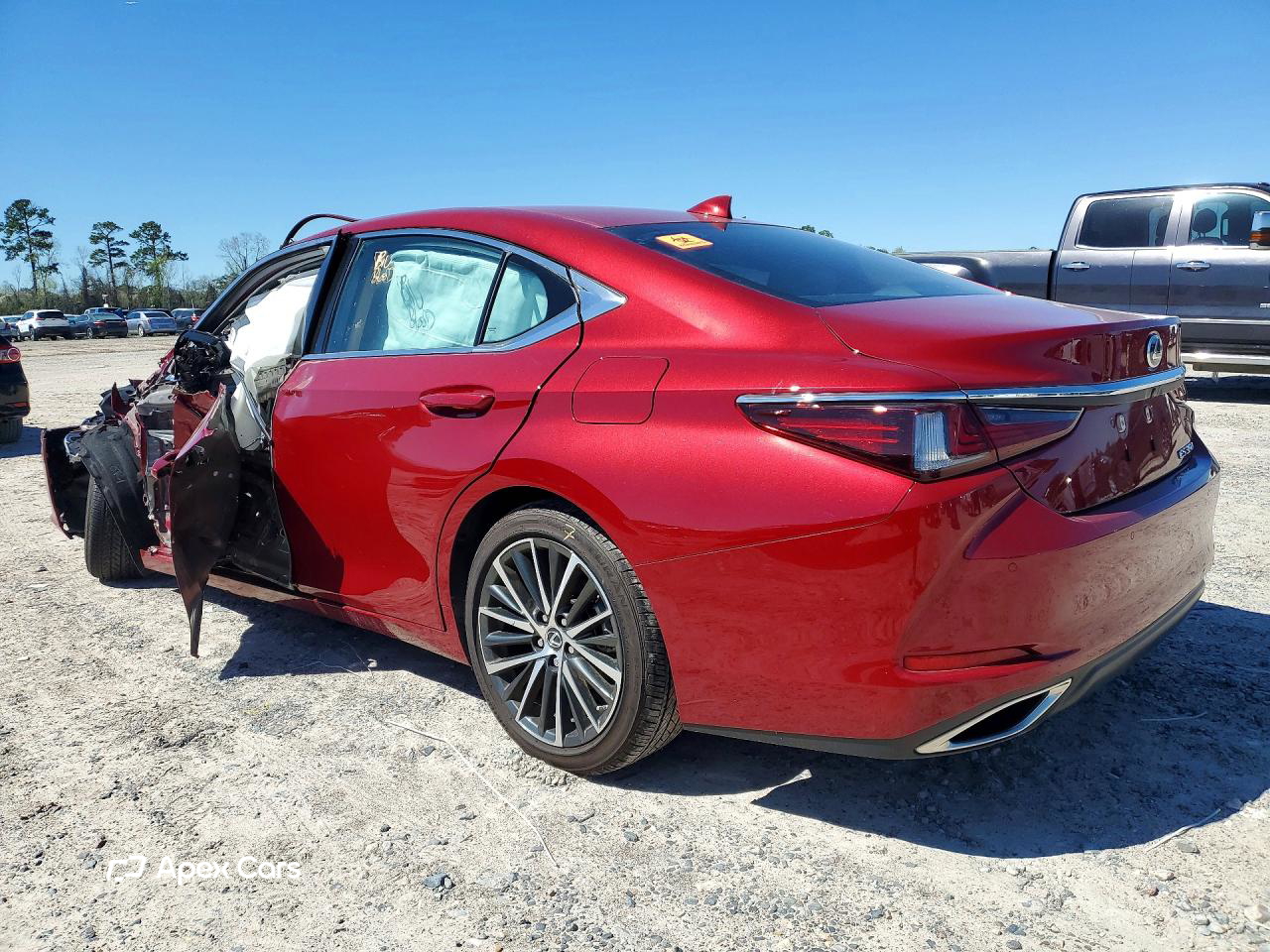 Lexus ES 2025