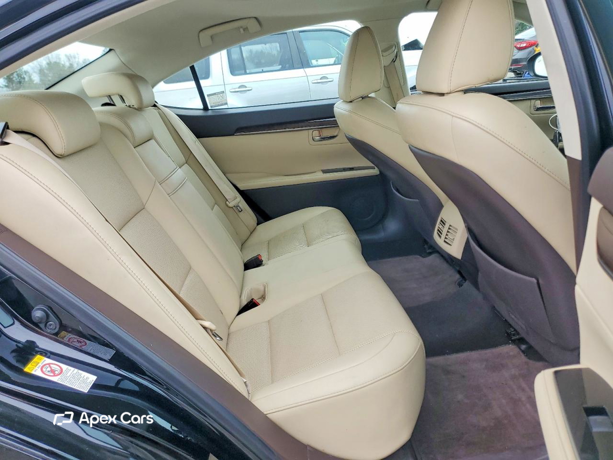 Lexus ES 2016
