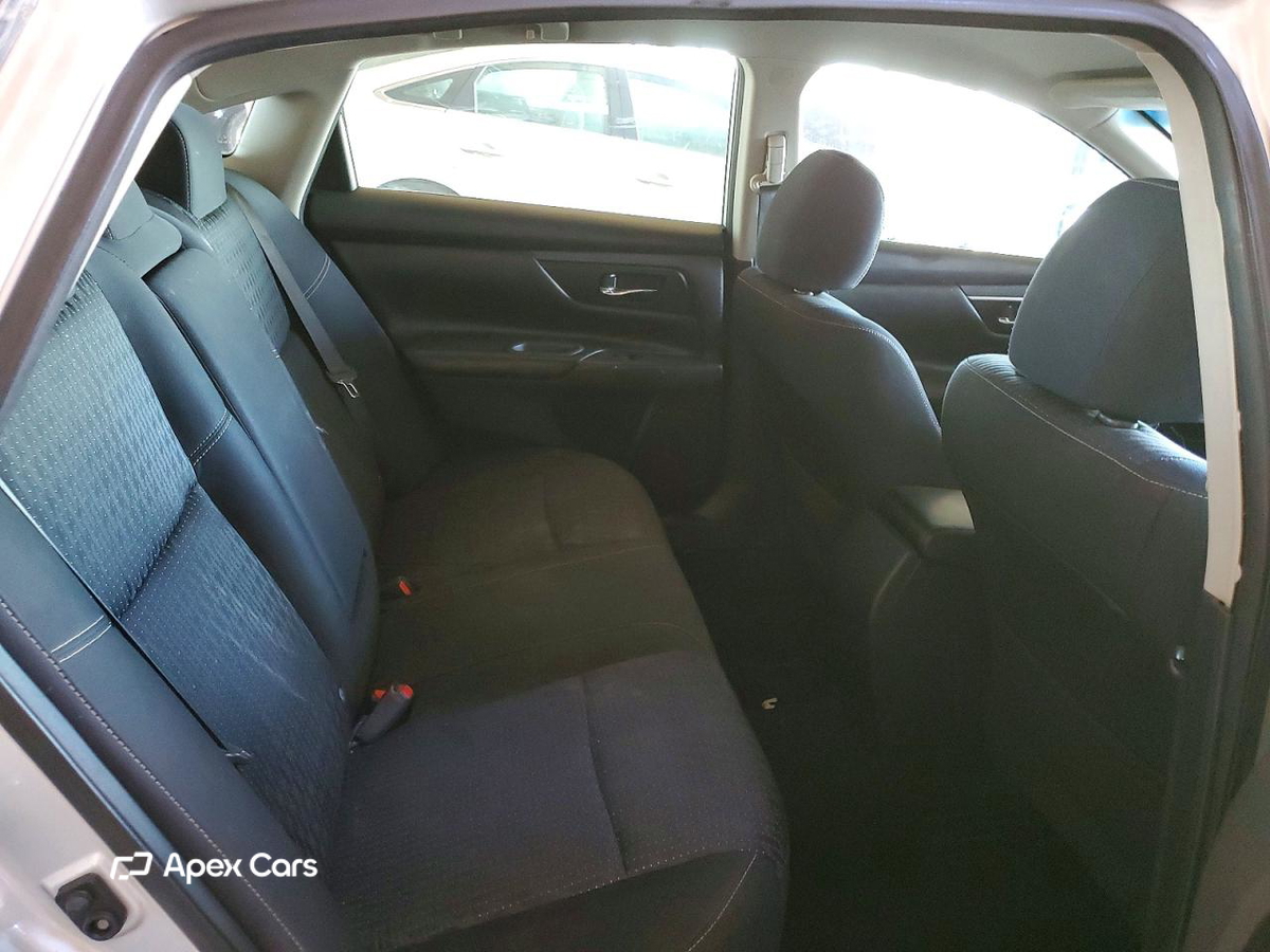 Nissan Altima 2016