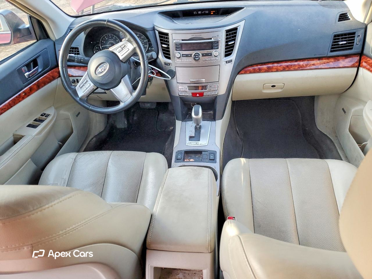 Subaru Outback 2011