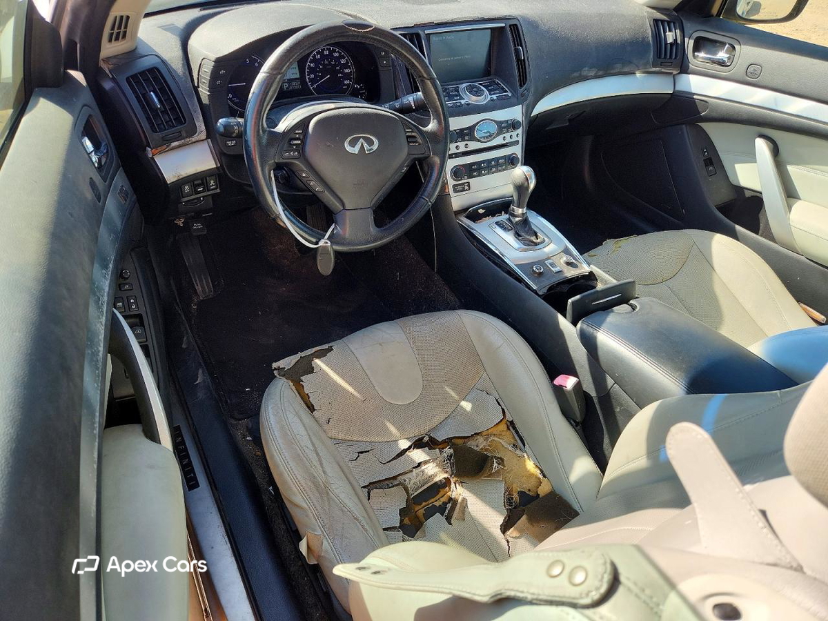Infiniti G 2013