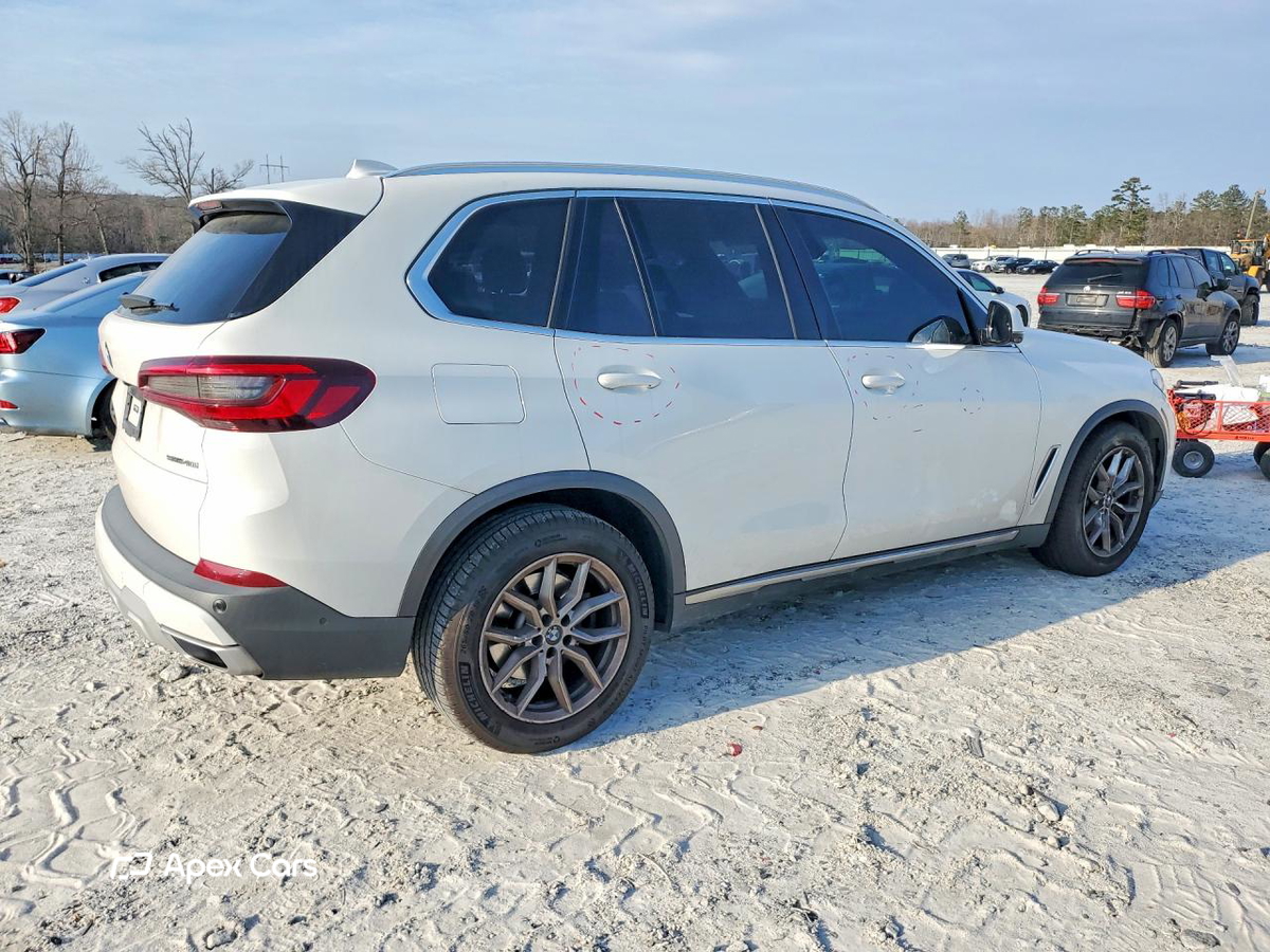 BMW X5 2021