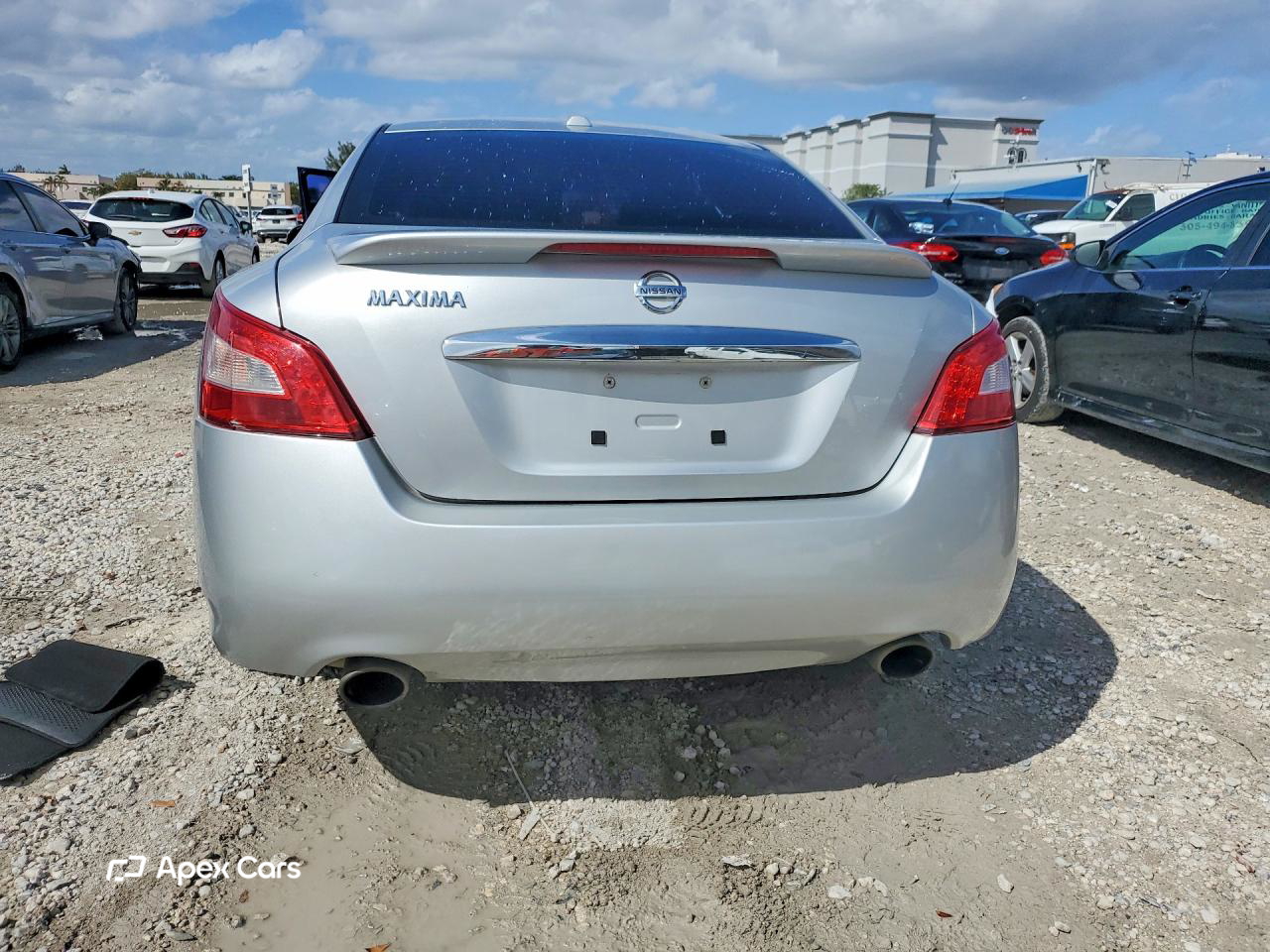 Nissan Maxima 2011