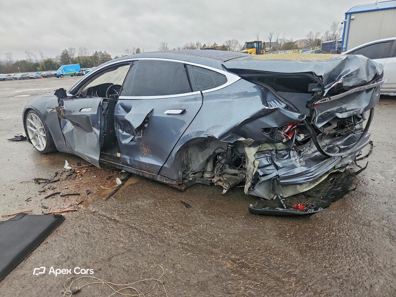 Tesla Model S 2013