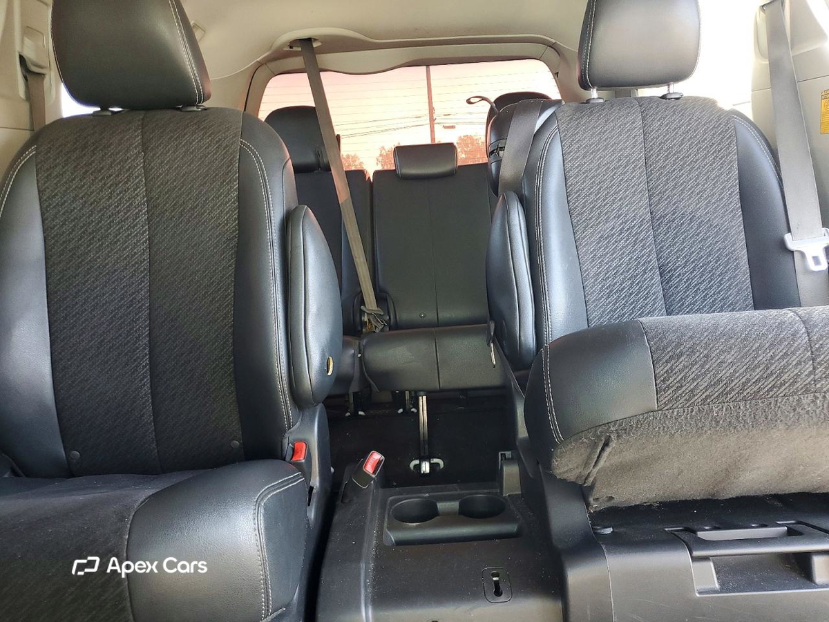 Toyota Sienna 2014