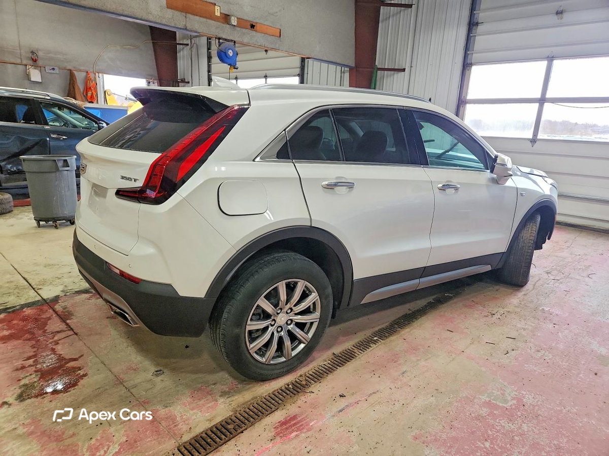Cadillac XT4 2021
