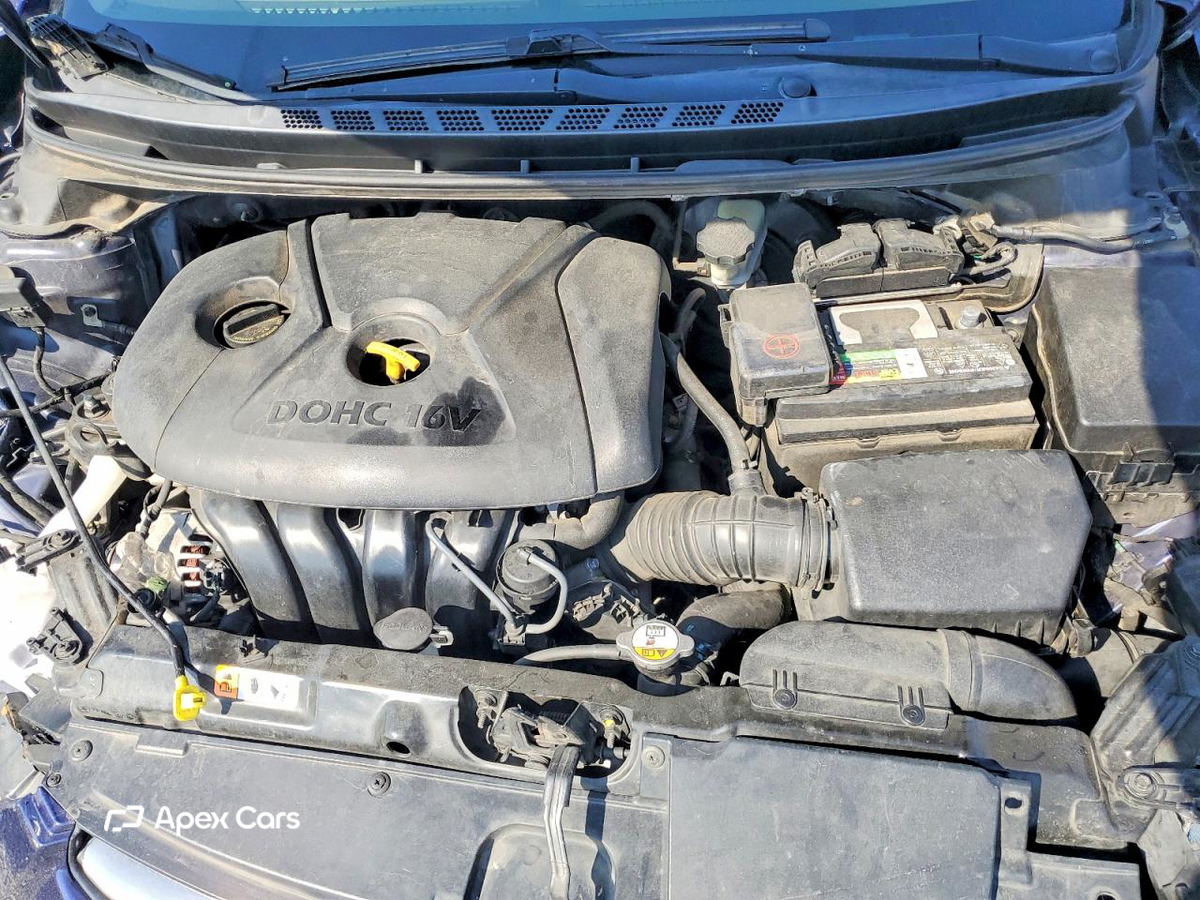 Hyundai Elantra 2013