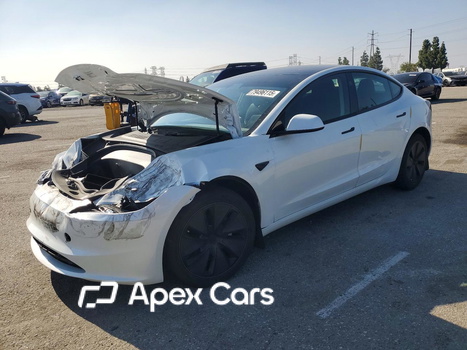 Tesla Model 3 2025 - Zdjęcie 1 z 13