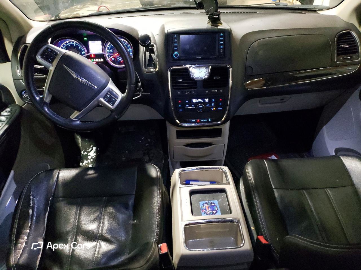 Chrysler Voyager 2013
