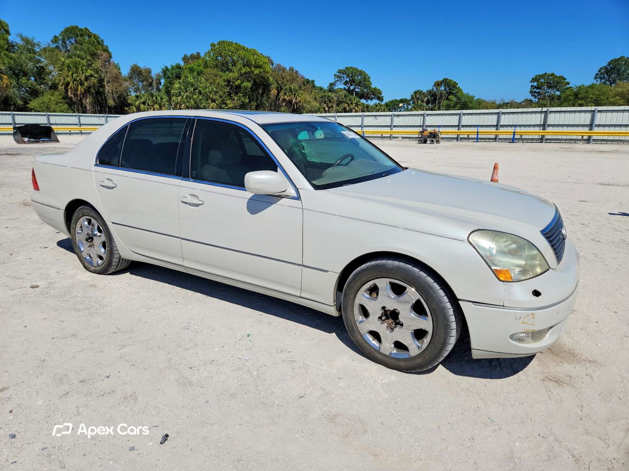 Lexus LS 2001