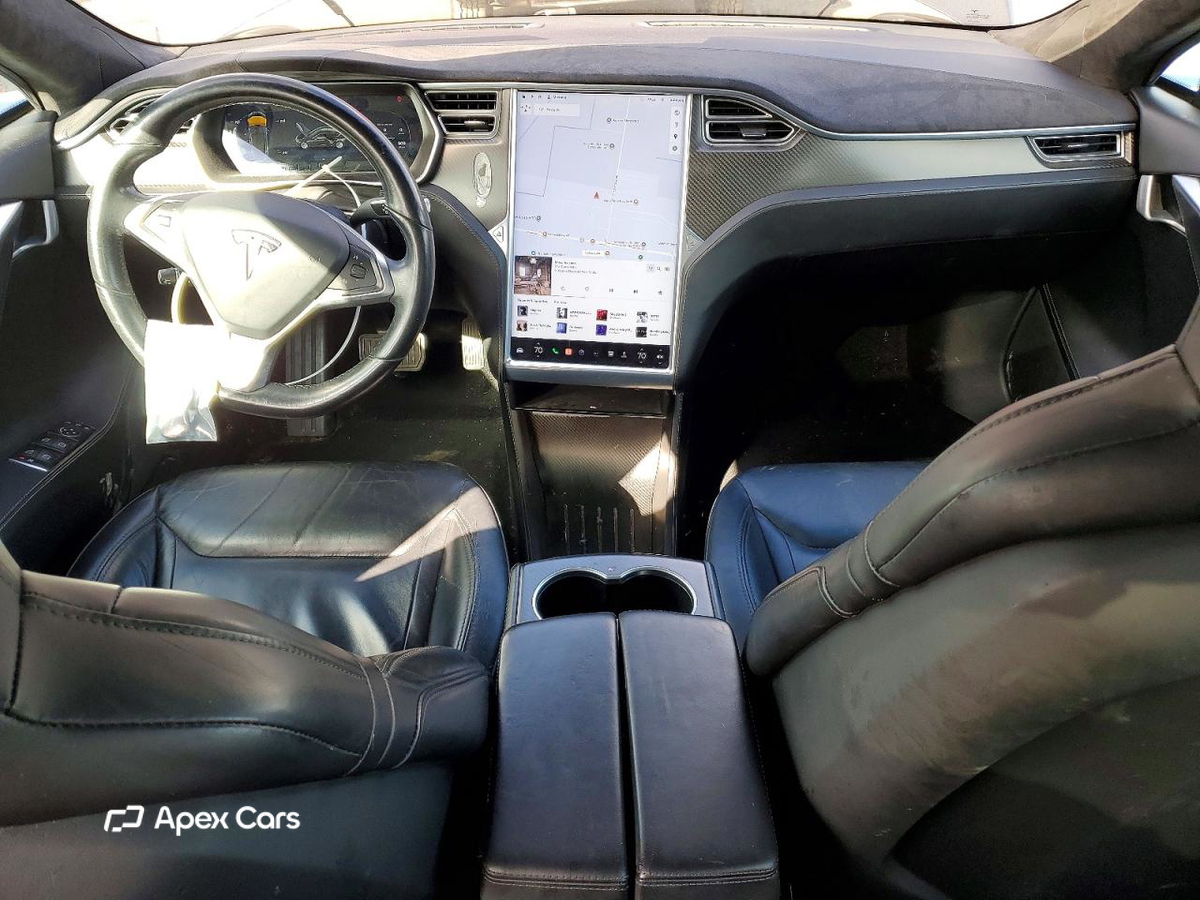 Tesla Model S 2016