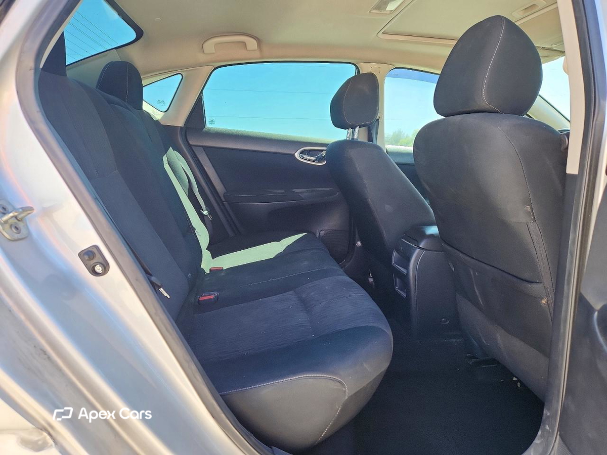 Nissan Sentra 2015