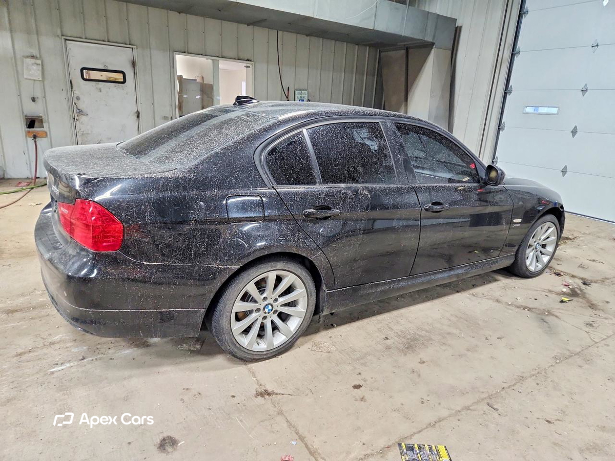 BMW Series 3 2011