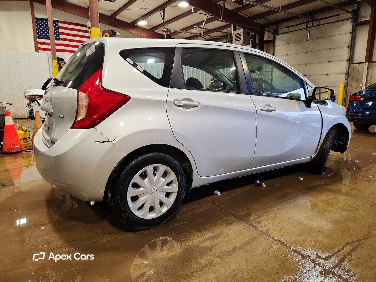 Nissan Versa 2016