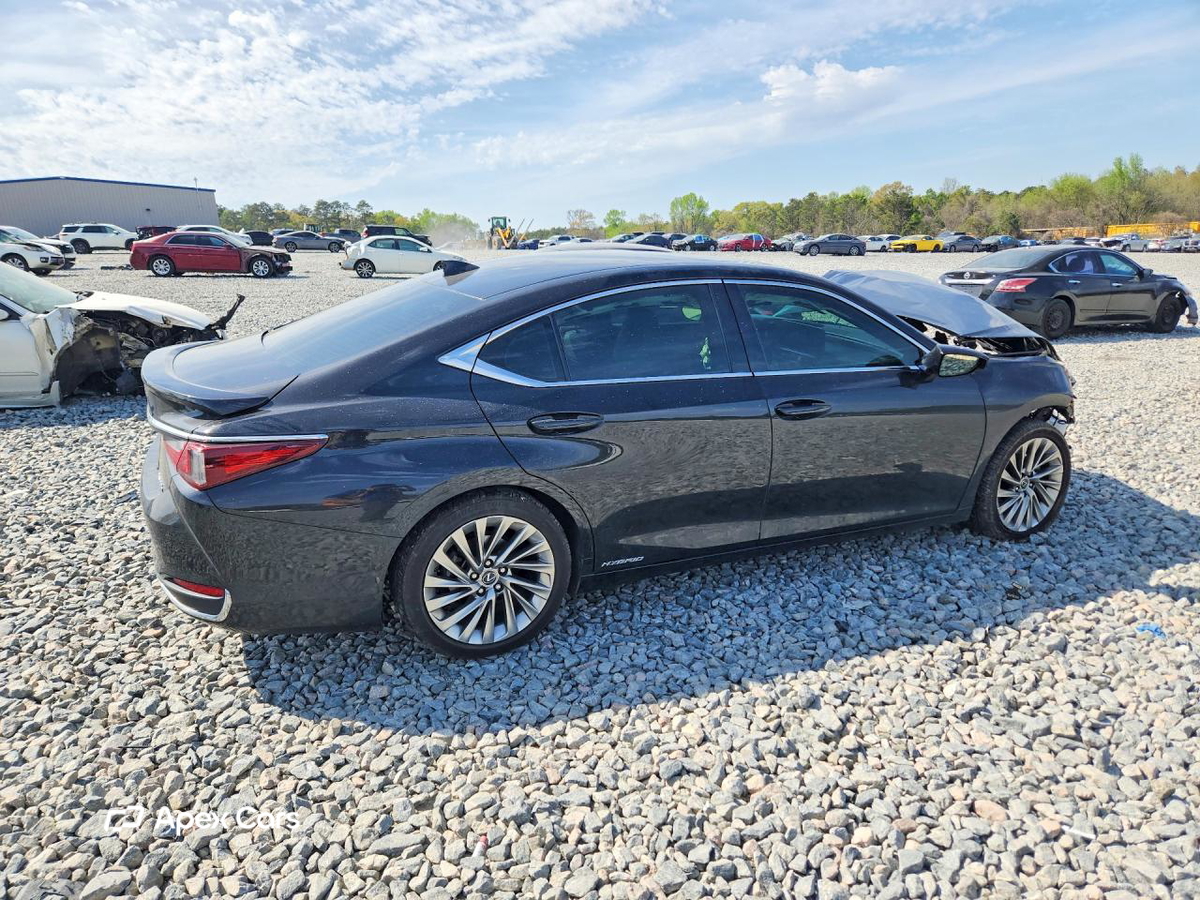 Lexus ES 2022