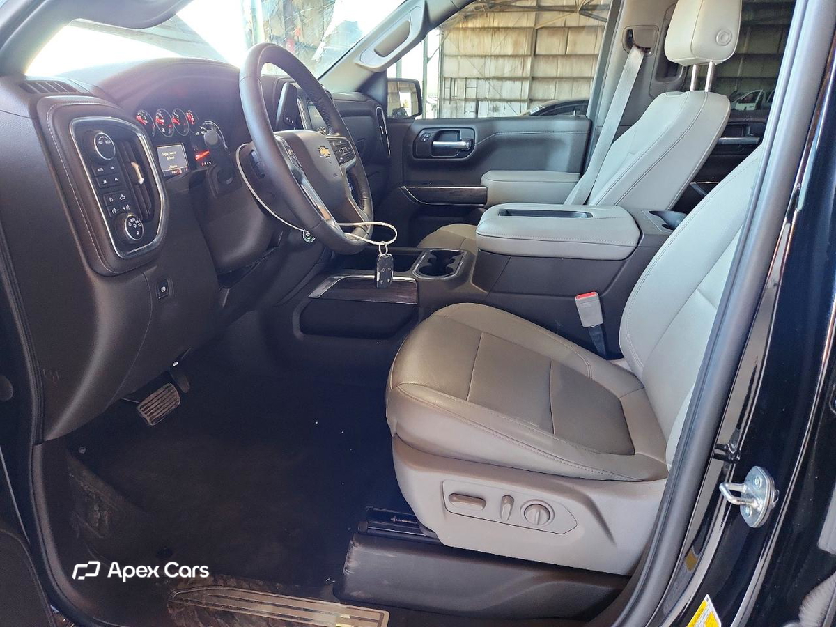 Chevrolet Silverado 2021