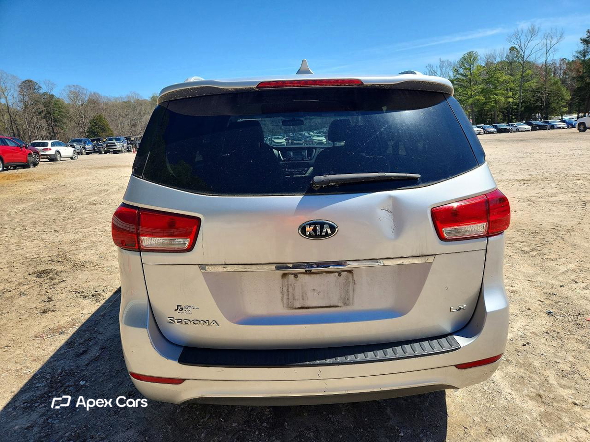 Kia Sedona 2015