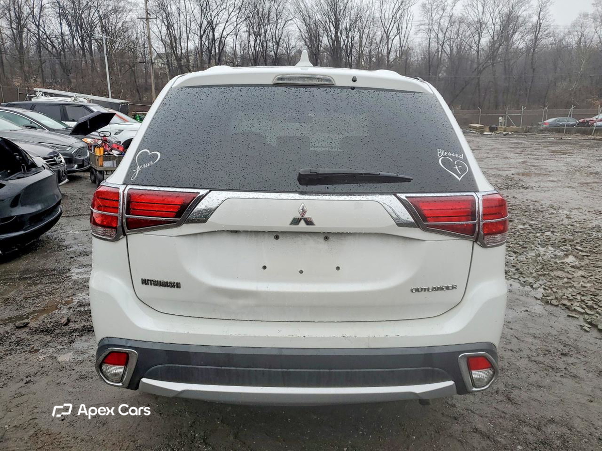 Mitsubishi Outlander 2017