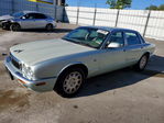 Jaguar XJ 2000