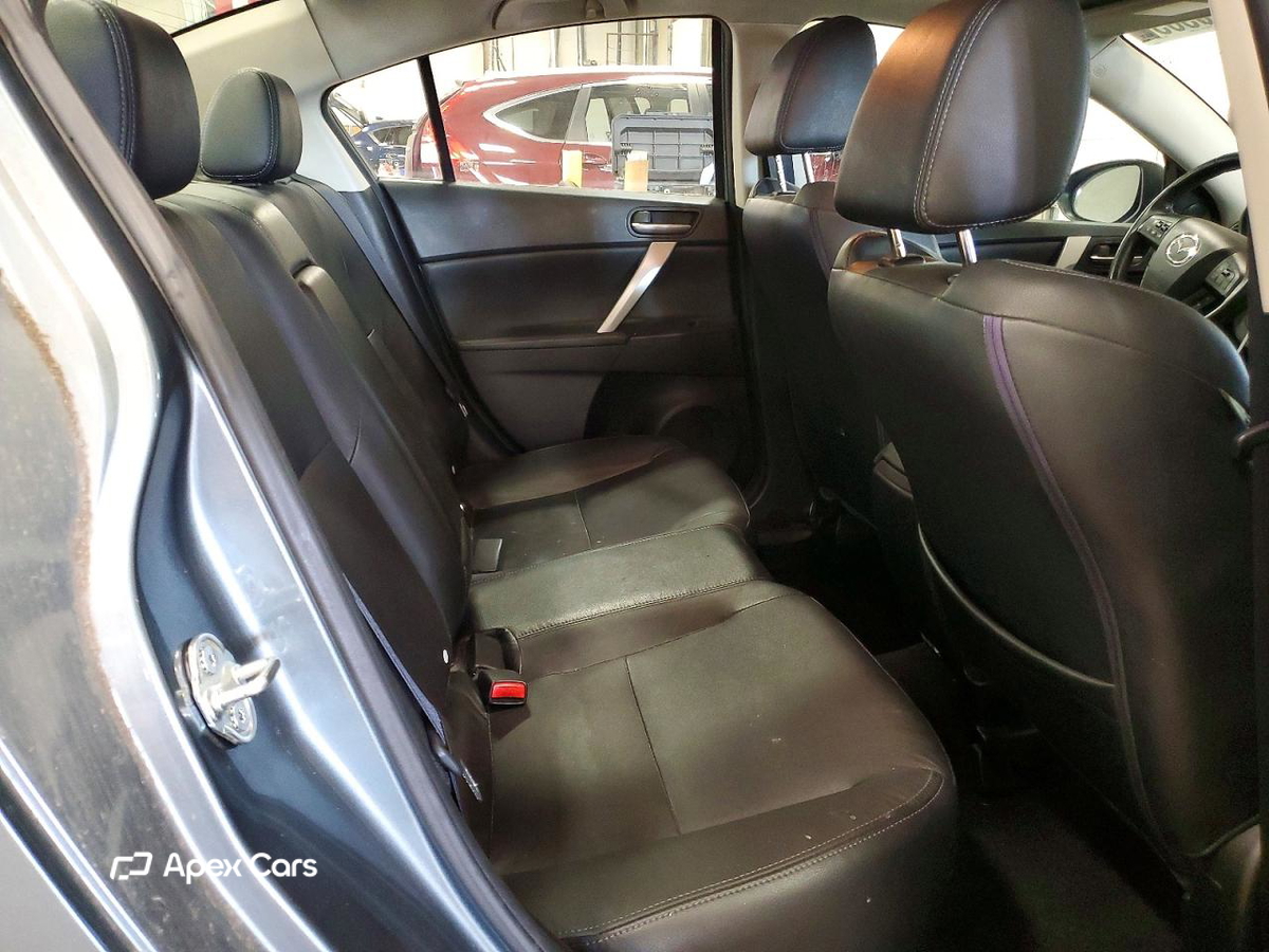 Mazda 3 2012